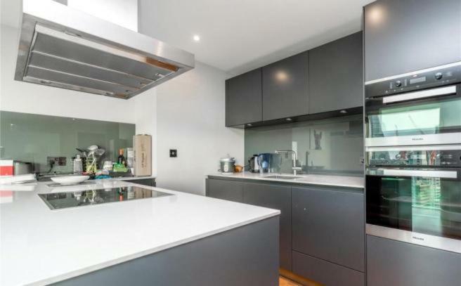 One Commercial Street Apartment London Bagian luar foto